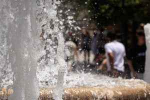 Καιρός: Σκόνη και υψηλές θερμοκρασίες μέχρι την Παρασκευή 9/5