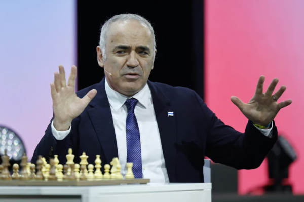 Στη λίστα «τρομοκρατών και εξτρεμιστών» της Μόσχας ο Κασπάροφ