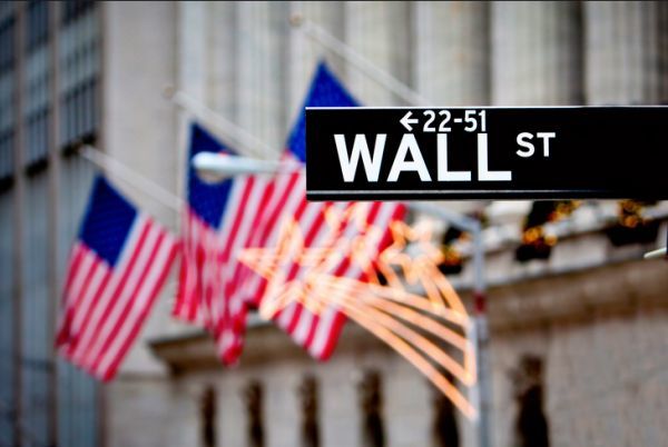 Σε θετικό έδαφος η Wall Street