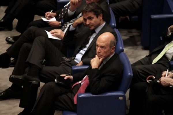 Τι είπαν Κυριάκος- Σημίτης σε μυστική συνάντηση