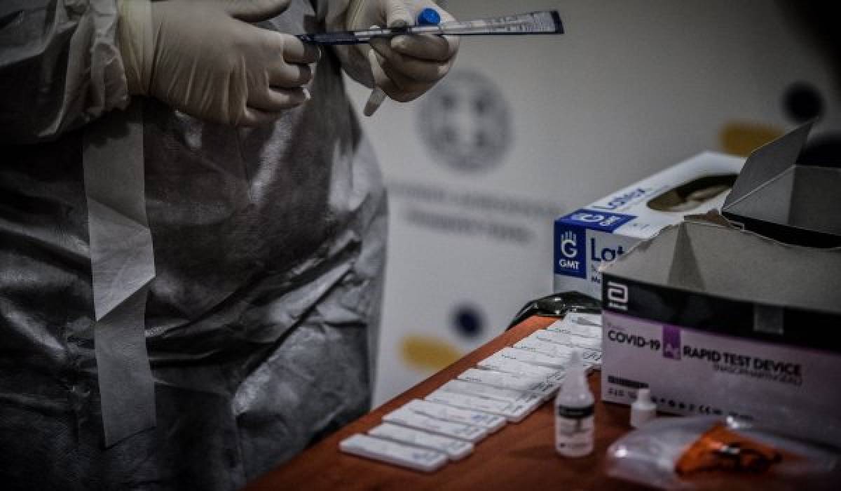 Παυλάκης: Δύσκολη κατάσταση τον χειμώνα-Πότε θα «εκτοξευθούν» τα κρούσματα