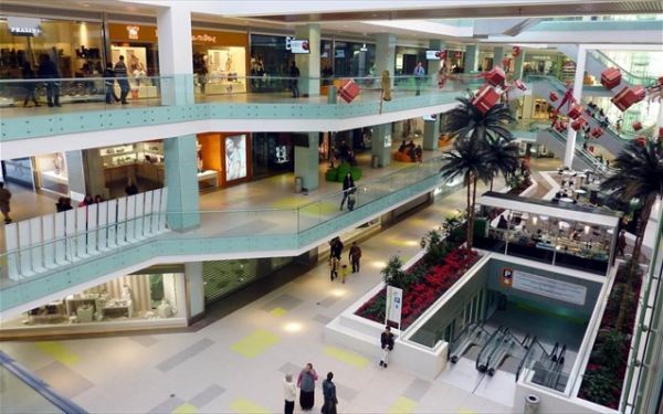 Ανοικτά όλα τα ενδεχόμενα για τα malls της Lamda Development