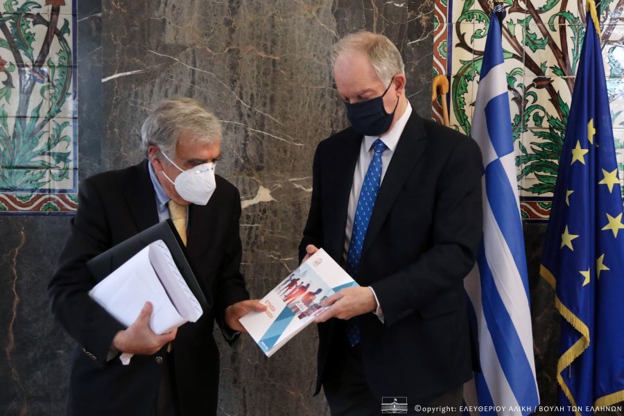 Βουλή: Παράδοση της έκθεσης Προστασίας Δεδομένων Προσωπικού Χαρακτήρα