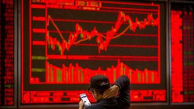 «Βυθίστηκαν» ελέω εισβολής οι ασιατικές αγορές-Χαμηλό 15 μηνών για Nikkei