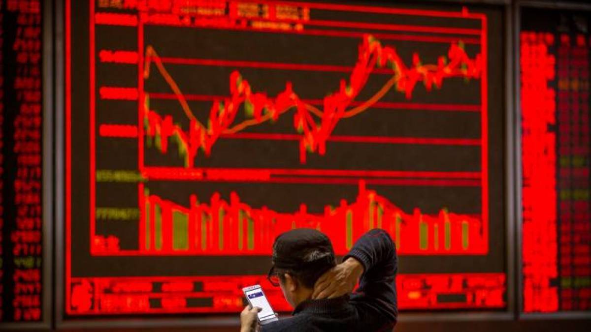 «Βυθίστηκαν» ελέω εισβολής οι ασιατικές αγορές-Χαμηλό 15 μηνών για Nikkei