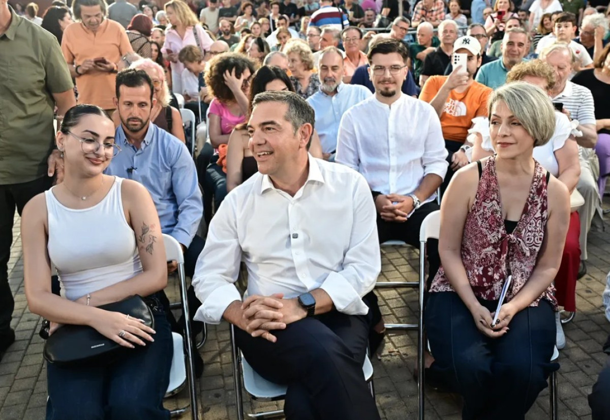 Απάντηση Τσίπρα σε Γεωργιάδη με ανέκδοτο του Γεωργίου Παπανδρέου: «Μας υβρίζει, αλλά δεν έχει καμία σημασία»