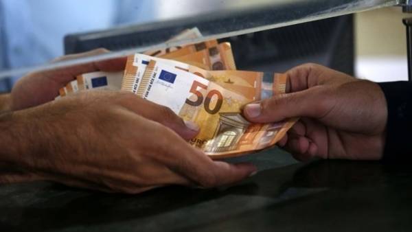 Στα 1.163,68 ευρώ ο μέσος μισθός το Νοέμβριο του 2019