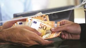 Οι πληρωμές της εβδομάδας: Εφάπαξ, αναδρομικά και επιδόματα