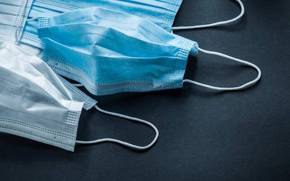 Τσουχτερά πρόστιμα σε επιχειρήσεις, όπου το προσωπικό δε φορούσε μάσκα