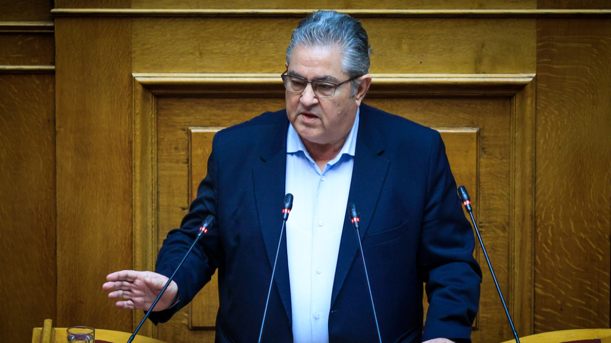 Κουτσούμπας για 25η Μαρτίου: Απεμπλοκή από πολέμους, αλληλεγγύη στους λαούς