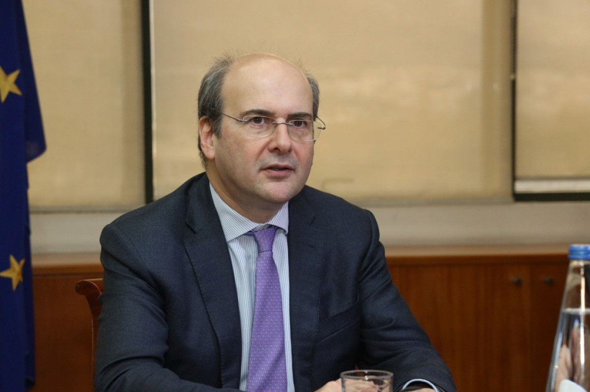 Κατώτατος μισθός-Χατζηδάκης: Τρεις μισθοί κέρδος σε σχέση με το 2019
