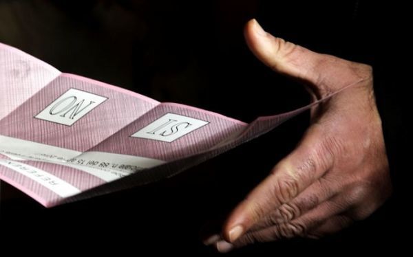 Ιταλικό δημοψήφισμα: Οι Ιταλοί βροντοφώναξαν «όχι» στη συνταγματική μεταρρύθμιση