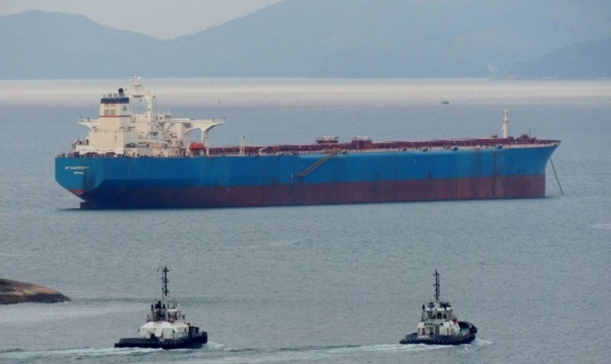 Πυρκαγιά σε υπό ελληνική σημαία πλοίο - Νεκρός ο πλοίαρχος