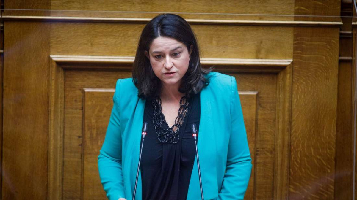 Νέος νόμος στα ΑΕΙ: Επιστολή Κεραμέως στους καθηγητές των πανεπιστημίων