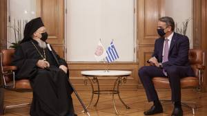 Μητσοτάκης σε Βαρθολομαίο: Στήριξη στα δίκαια αιτήματα του Οικουμενικού Θρόνου