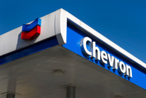 Chevron: Κέρδη άνω των προσδοκιών στο γ' τρίμηνο – Ρεκόρ παραγωγής μετά την εξαγορά της Hess