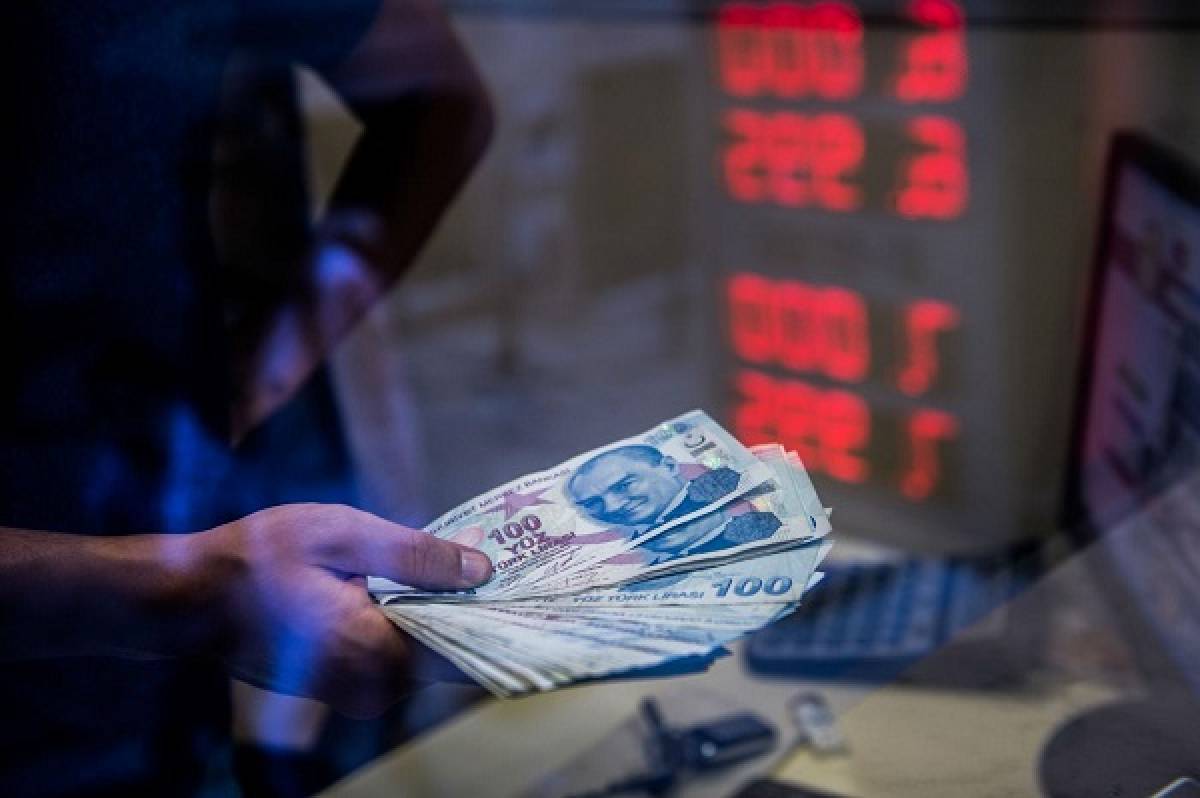 «Εκτοξεύθηκε» στο 18,95% ο πληθωρισμός στην Τουρκία