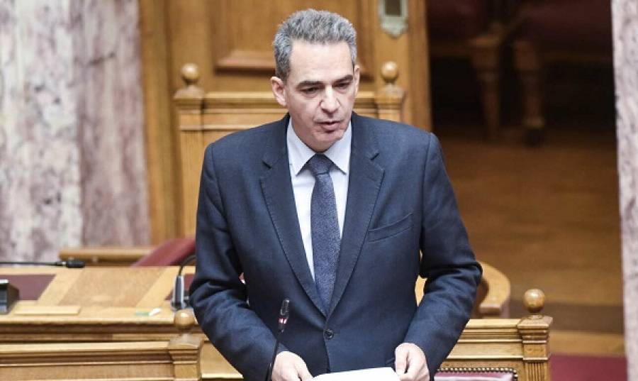 Συρίγος: Δεν τίθεται θέμα υποχρεωτικού εμβολιασμού στους εκπαιδευτικούς