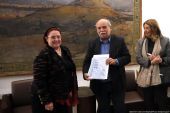 Παραδόθηκε στον Βούτση η Έκθεση για τη Δημόσια Διοίκηση
