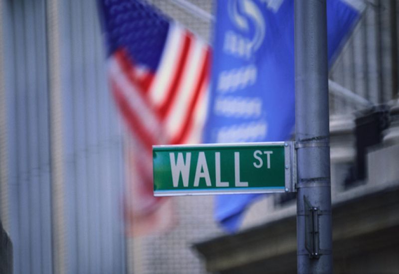 Οριακές απώλειες στη Wall Street