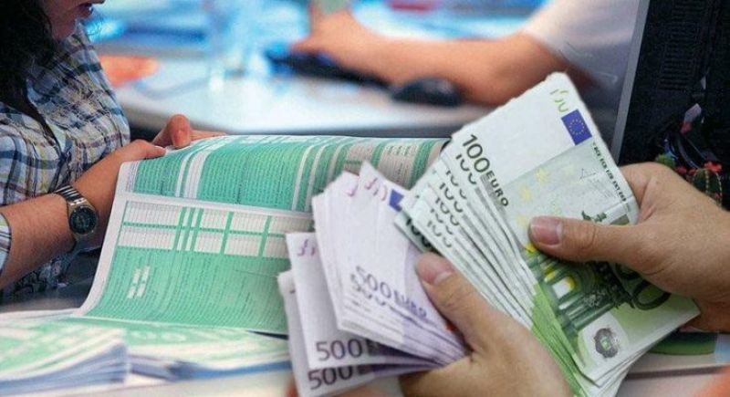 Γκρίζα εικόνα στα έσοδα από φόρο εισοδήματος και ΕΦΚ