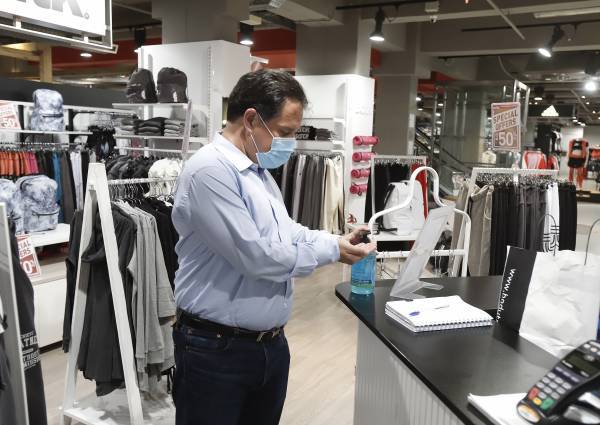 Αυτοψία Γεωργιάδη και Παπαθανάση σε εμπορικό κέντρο της Αθήνας (photos)