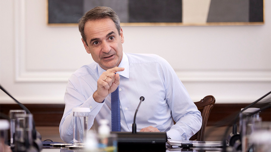 Μητσοτάκης: Σήμερα πιστώνεται ο πρώτος βασικός μισθός των 713 ευρώ