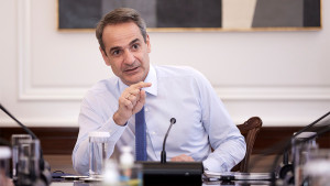 Μητσοτάκης: Σήμερα πιστώνεται ο πρώτος βασικός μισθός των 713 ευρώ