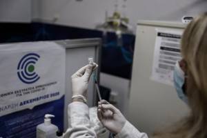 Τρίτη δόση: 200.000+ ραντεβού με το άνοιγμα της πλατφόρμας