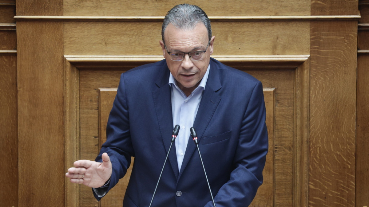Φάμελλος: Η κυβέρνηση δεν έχει την εμπιστοσύνη της ελληνικής κοινωνίας