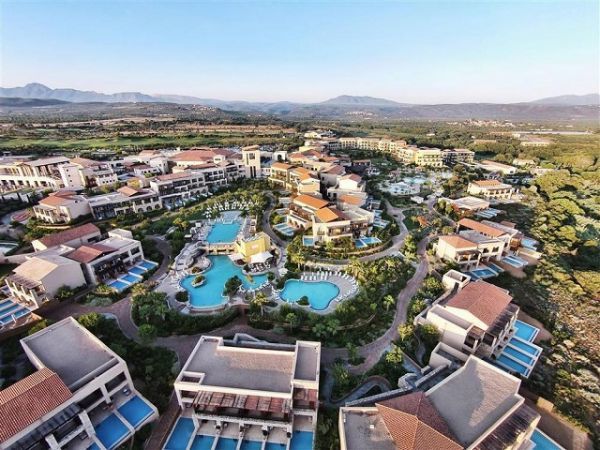 Costa Navarino: Νέος κύκλος επενδύσεων και χειμερινή επέκταση της σεζόν
