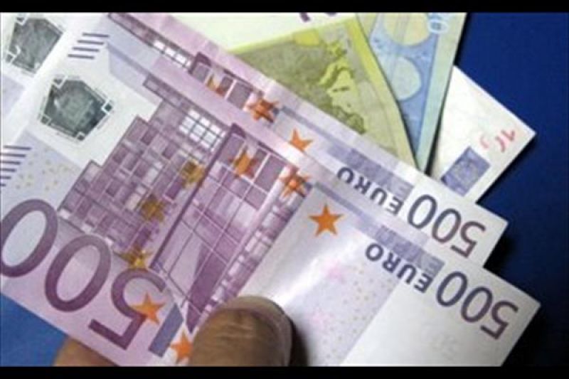 Στάση αναμονής για το θέμα των κατώτερων μισθών