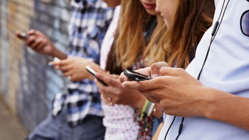 Social media: Χρήστες όλου του κόσμου συνδικαλιστείτε