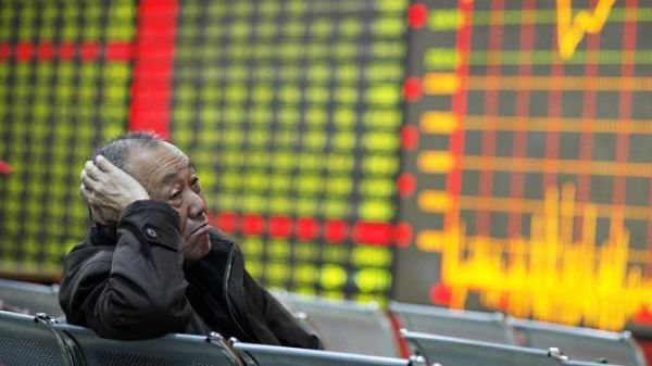 Νέο κινεζικό selloff προκαλεί τρόμο στις αγορές