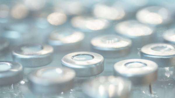 ΕΜΑ: «Πράσινο φως» στο εμβόλιο της AstraZeneca κατά του κορονοϊού