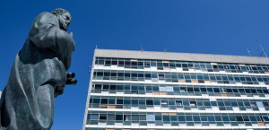 ΑΠΘ: Υποτροφίες στη μνήμη των 12 νεκρών φοιτητών στα Τέμπη