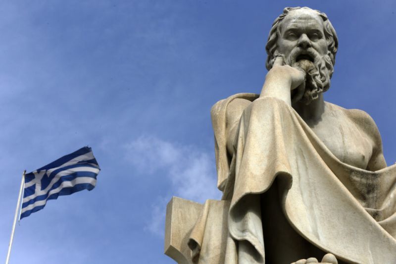 Προειδοποίηση Bloomberg: Η Ελλάδα κινδυνεύει να χάσει ακόμα μία δεκαετία
