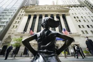 Wall: Οδεύουν προς νέα ρεκόρ οι Dow Jones και S&amp;P500