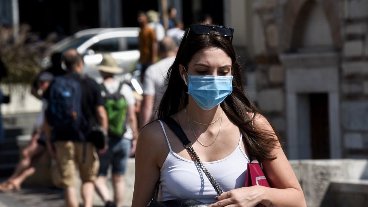 Παγώνη: Βγάλαμε νωρίς τις μάσκες- Βαρύτερα συμπτώματα η παραλλαγή 4