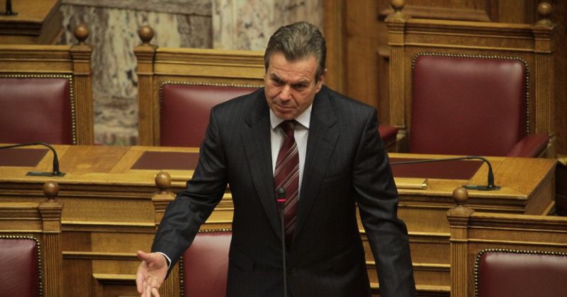 Πετρόπουλος: Πετύχαμε χαμηλότερες εισφορές για τους ασφαλισμένους