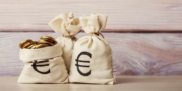 Ξεπέρασαν τα €5 δισ. τα... φέσια του Δημοσίου στην αγορά
