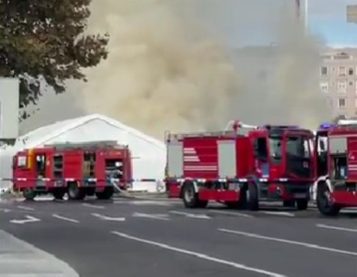 Πυροβολισμοί και φωτιά έξω από το Σερβικό Κοινοβούλιο - Ένας τραυματίας