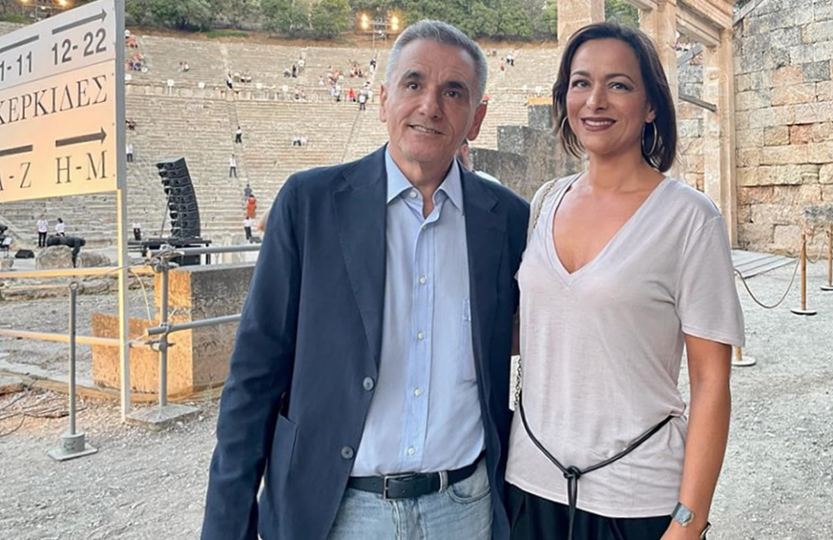 Τσακαλώτος: Η Εκάβη, Εμείς και η Λίνα Μενδώνη
