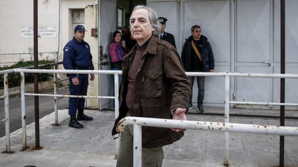 Προσφυγή Κουφοντίνα στο Συμβούλιο Πλημμελειοδικών για 9ήμερη άδεια