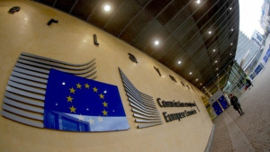 Κομισιόν: Ενέκρινε ελληνική μεθοδολογία προμηθειών εγγύησης για δάνεια σε επιχειρήσεις