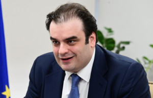 Πιερρακάκης: «Τρέχουμε» πιο γρήγορα από πολλές ευρωπαϊκές οικονομίες – Που θα εστιάσει ο πρωθυπουργός στη ΔΕΘ