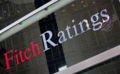 Fitch: Πιέσεις στα ενεργειακά χαρτοφυλάκια αμερικανικών τραπεζών