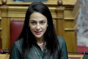 Μιχαηλίδου: 7/8 παιδιά στα ιδρύματα είναι κατάλληλα για αναδοχή