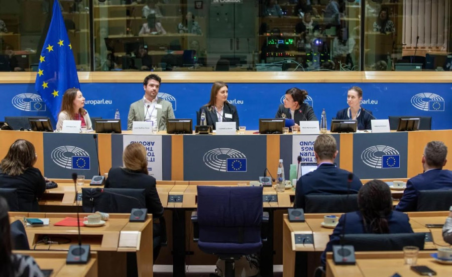 Οι γυναίκες στην Ελλάδα παραμένουν στο περιθώριο της επενδυτικής δραστηριότητας
