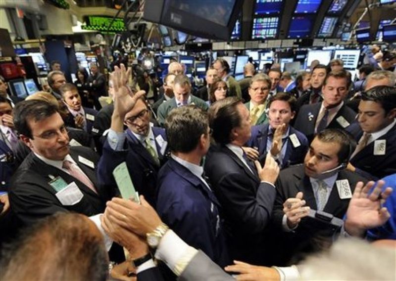 Οριακές διακυμάνσεις στη Wall Street